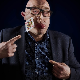 Magician Meppel  (NL) The Vermakelaar | Table Magic and Humor