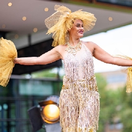 Actor Rotterdam  (NL) Goldengirls stilt walkers