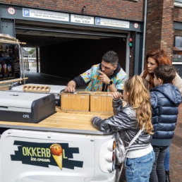 Foodtruck Ridderkerk  (NL) De (schep) IJS tuk-tuk Foodtruck