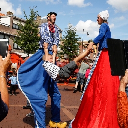 Animatie Amsterdam  (NL) Circus Klomp: Stelten-Animatie