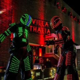 Animatie Spijkenisse  (NL) Cyber Led Robot Duo op stelten