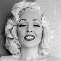 Singer (female) Zaandam  (NL) Marilyn Monroe 1 lied